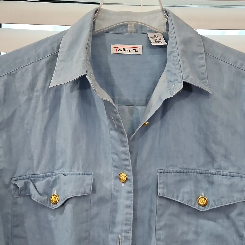 Talbots Blue Cotton Blouse With Gold Buttons Sz M